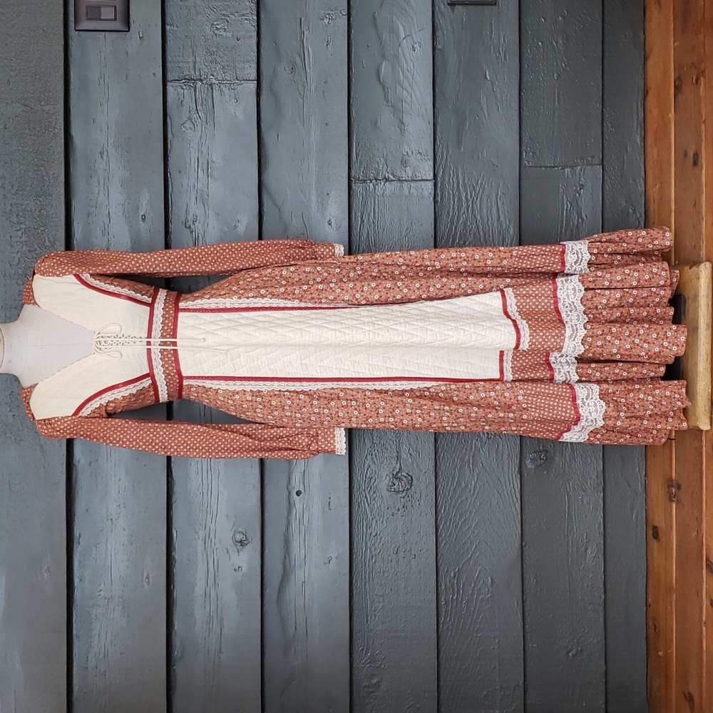 GUNNE SAX Vintage 70's Dreamie Floral Quilted Apron Front Hooded Maxi Dress sz 9 - Picture 2 of 15